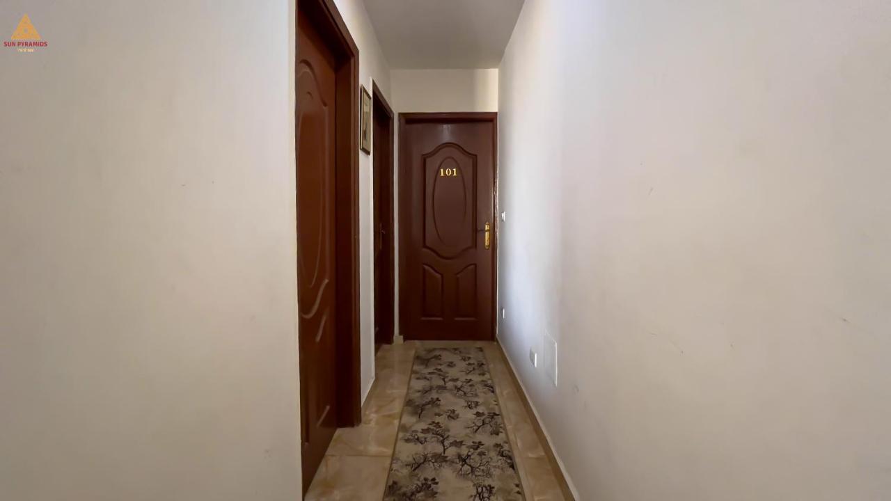 Full Pyramids View Apartment With Balcony For 8 P Kafret el-Gabal المظهر الخارجي الصورة